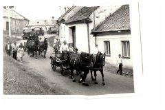 100-let-pruvod_12-27
