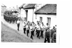 100-let-pruvod_7-27