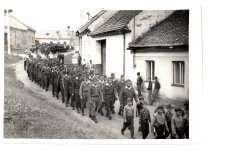 100-let-pruvod_8-27