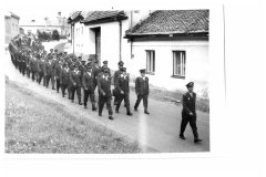 100-let-pruvod_9-27