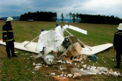 3.9.2006-letecka-nehoda-Chornice_4-6-scaled
