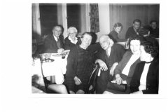 beseda-clenu-a-rodinnych-prislusniku-Jednotnem-klubu-pracujicich-24.1.1971_7-11
