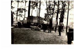 brigada-v-pivovarskem-parku.1975_9-12