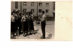 pevecky-a-divadelni-soubor-SDH-Jevicko-1958-1959_1-8
