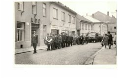 pohreb-mladeho-hasice-Premysla-Fellnera-27.8.1967_2-6
