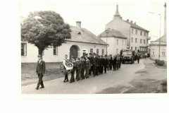 pohreb-mladeho-hasice-Premysla-Fellnera-27.8.1967_3-6